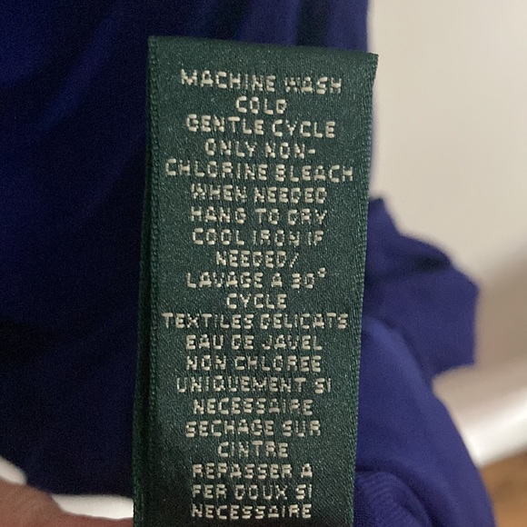 Size 8 slinky knee length purple Lauren dress - Picture 6 of 7